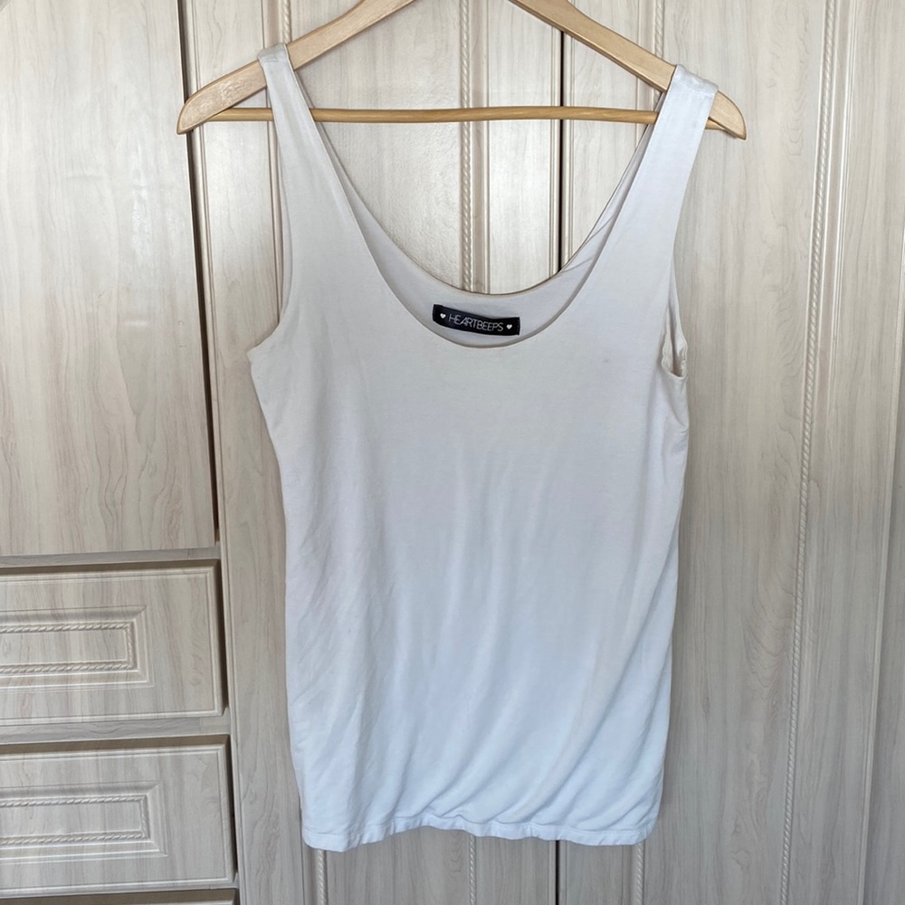 Gorgeous White Tank- Perfect Condition & Exceptional Material